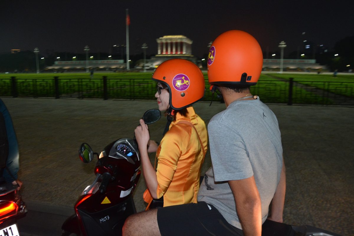 Motorbike City Tours – Hanoi Food and Sights Scooter Tours Led by Women  – Hanoi Vespa Tours – Motorbike Tours Hanoi – Hanoi Jeep Tours – Hanoi Bicycle Tours