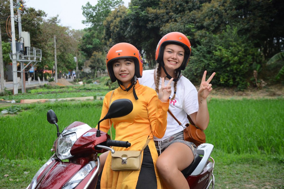 Motorbike City Tours – Hanoi Food and Sights Scooter Tours Led by Women