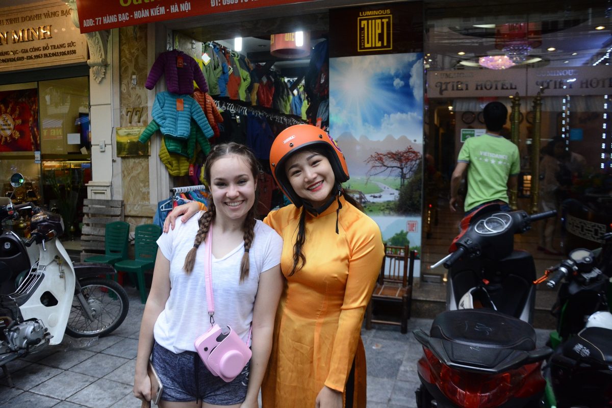 Motorbike City Tours – Hanoi Food and Sights Scooter Tours Led by Women