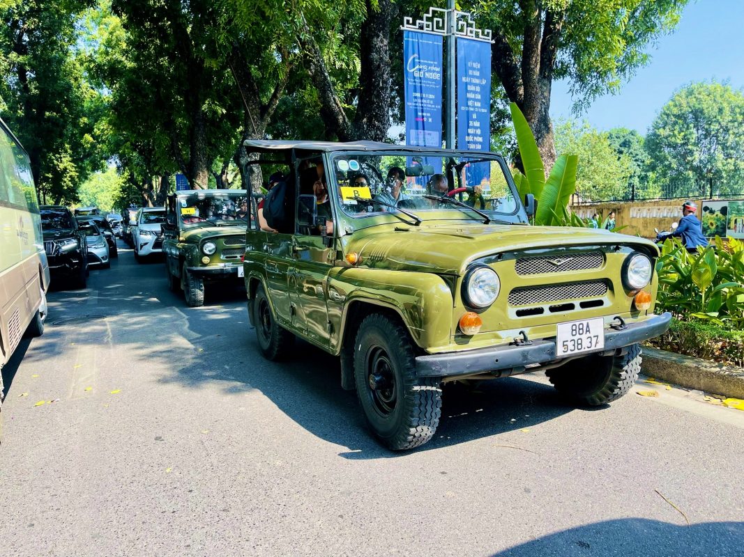 Motorbike City Tours – Hanoi Food and Sights Scooter Tours Led by Women  – Hanoi Vespa Tours – Motorbike Tours Hanoi – Hanoi Jeep Tours – Hanoi Bicycle Tours