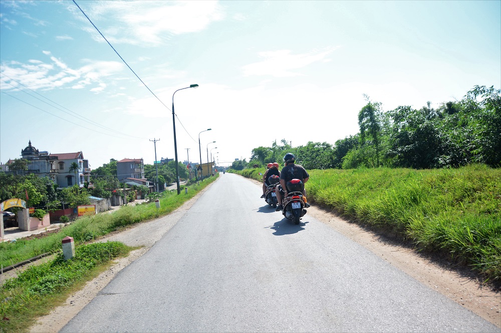 Motorbike City Tours – Hanoi Food and Sights Scooter Tours Led by Women