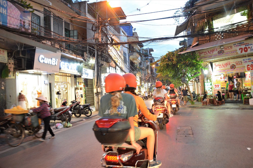 MOTORBIKE CITY TOURS – Hanoi Food and Sights Scooter Tours Led by Women - Hanoi Motorcycle tours, Hanoi Vespa Tours, Hanoi Scooter tours, Hanoi Moped tours, Hanoi Motorbike Tours