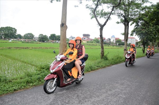 2.5 Hours Motorbike Tour Hanoi