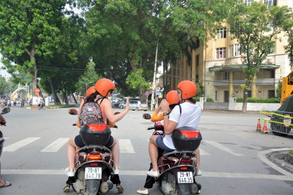 MOTORBIKE CITY TOURS – Hanoi Food and Sights Scooter Tours Led by Women - Hanoi Motorcycle tours, Hanoi Vespa Tours, Hanoi Scooter tours, Hanoi Moped tours, Hanoi Motorbike Tours