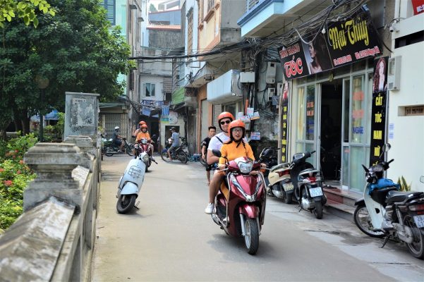 MOTORBIKE CITY TOURS – Hanoi Food and Sights Scooter Tours Led by Women - Hanoi Motorcycle tours, Hanoi Vespa Tours, Hanoi Scooter tours, Hanoi Moped tours, Hanoi Motorbike Tours