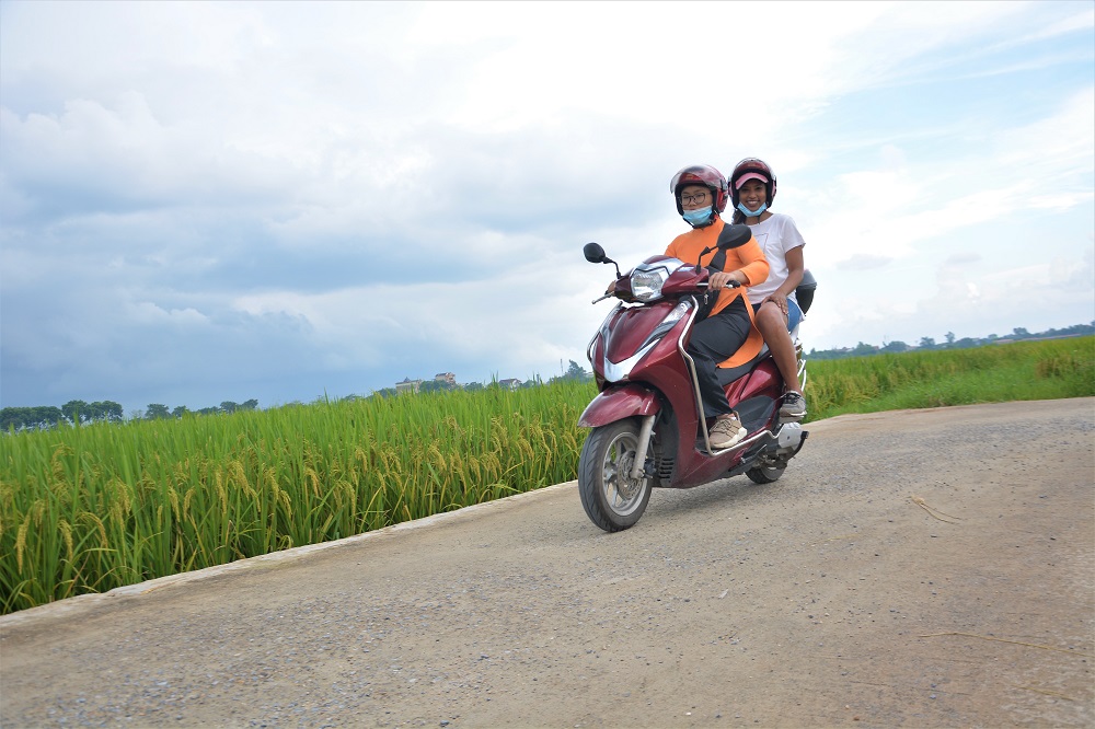 MOTORBIKE CITY TOURS – Hanoi Food and Sights Scooter Tours Led by Women - Hanoi Motorcycle tours, Hanoi Vespa Tours, Hanoi Scooter tours, Hanoi Moped tours, Hanoi Motorbike Tours