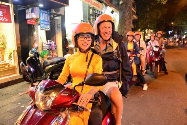 MOTORBIKE CITY TOURS – Hanoi Food and Sights Scooter Tours Led by Women - Hanoi Motorcycle tours, Hanoi Vespa Tours, Hanoi Scooter tours, Hanoi Moped tours, Hanoi Motorbike Tours