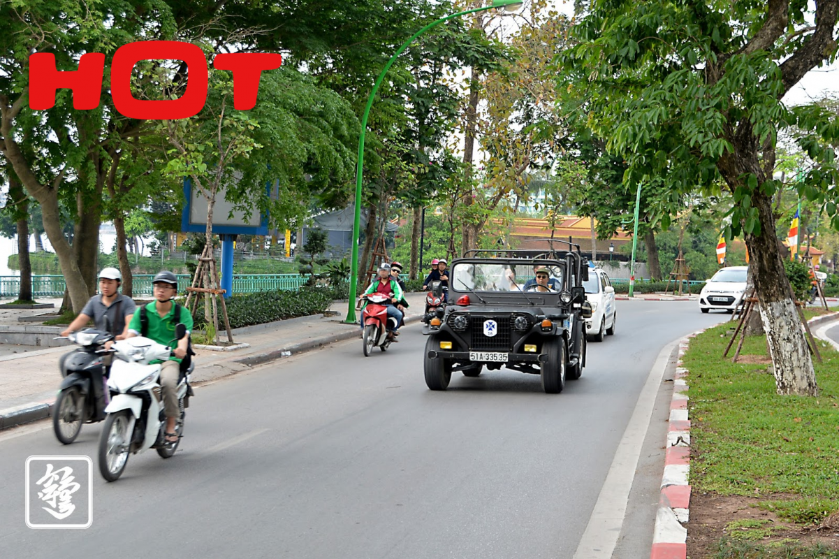 Motorbike City Tours – Hanoi Food and Sights Scooter Tours Led by Women  – Hanoi Vespa Tours – Motorbike Tours Hanoi – Hanoi Jeep Tours – Hanoi Bicycle Tours