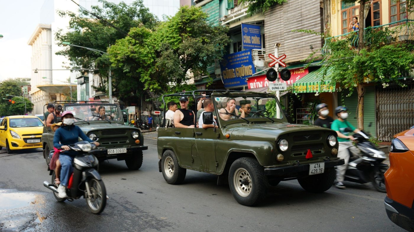 Motorbike City Tours – Hanoi Food and Sights Scooter Tours Led by Women  – Hanoi Vespa Tours – Motorbike Tours Hanoi – Hanoi Jeep Tours – Hanoi Bicycle Tours