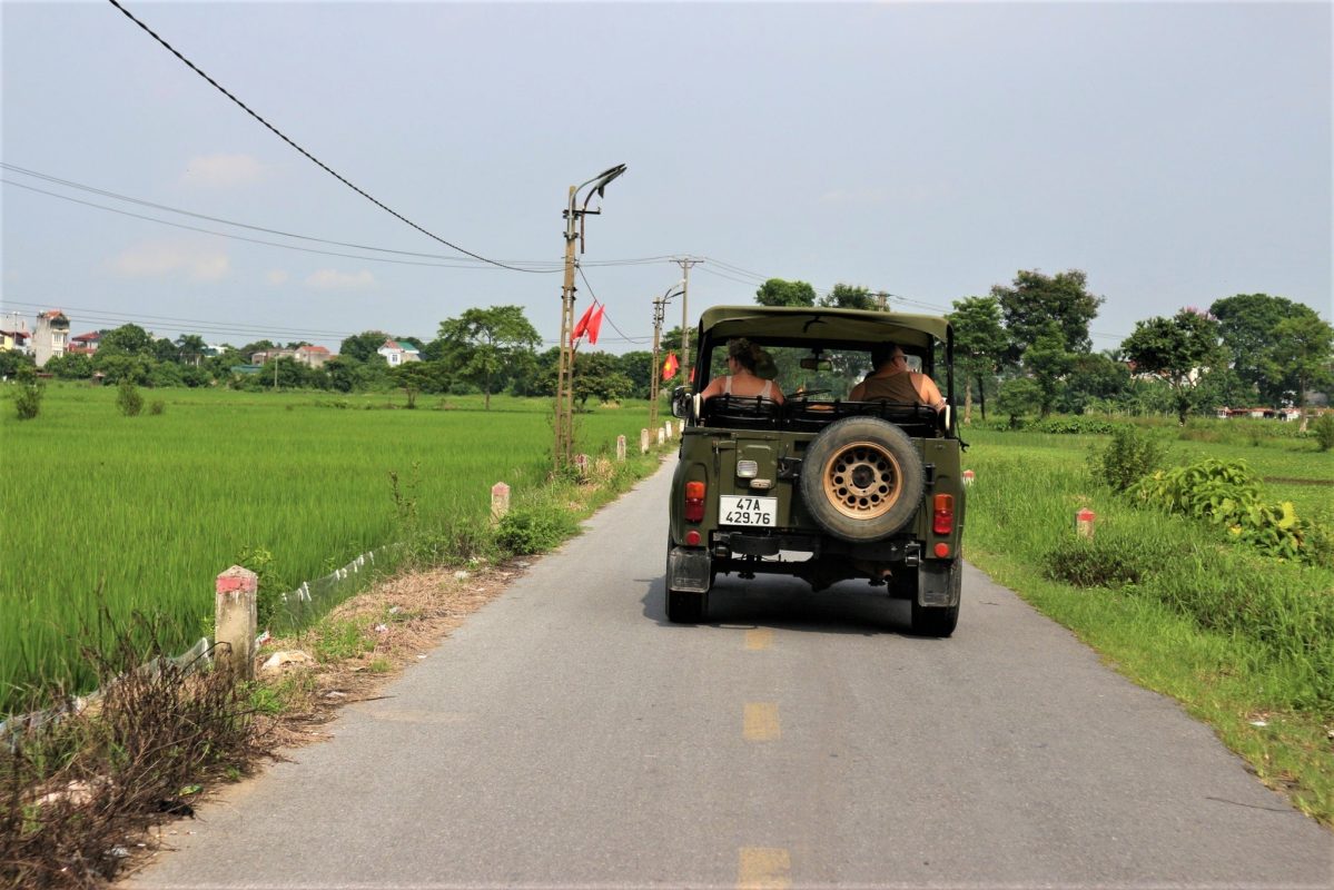 Motorbike City Tours – Hanoi Food and Sights Scooter Tours Led by Women  – Hanoi Vespa Tours – Motorbike Tours Hanoi – Hanoi Jeep Tours – Hanoi Bicycle Tours