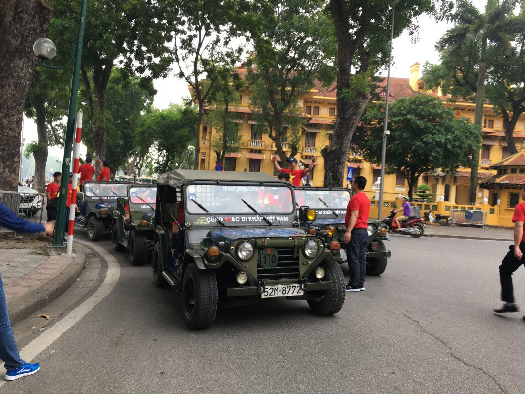 Motorbike City Tours – Hanoi Food and Sights Scooter Tours Led by Women  – Hanoi Vespa Tours – Motorbike Tours Hanoi – Hanoi Jeep Tours – Hanoi Bicycle Tours