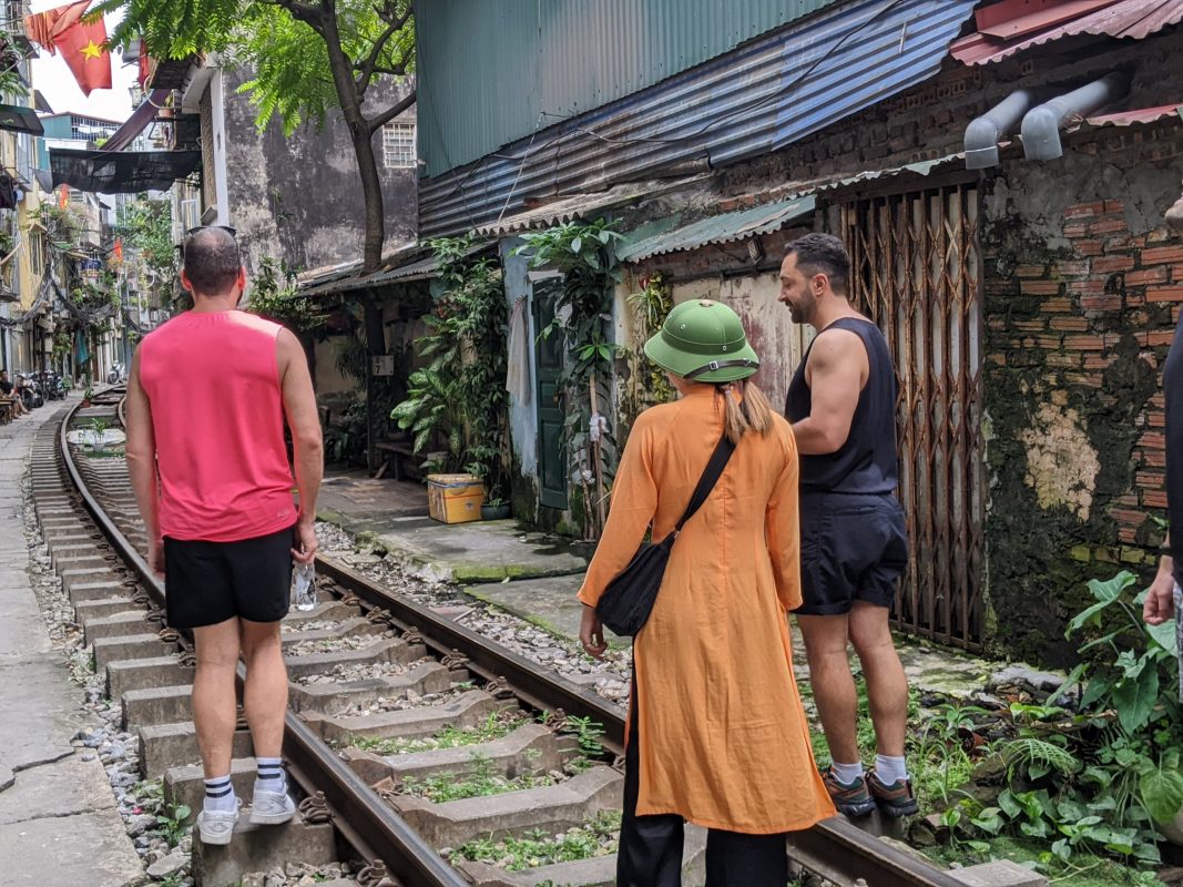 Motorbike City Tours – Hanoi Food and Sights Scooter Tours Led by Women  – Hanoi Vespa Tours – Motorbike Tours Hanoi – Hanoi Jeep Tours – Hanoi Bicycle Tours