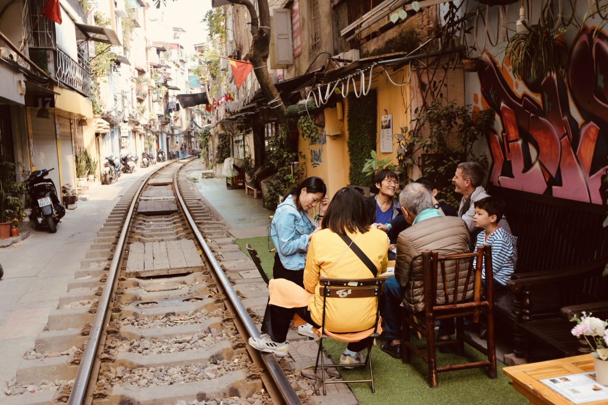 Motorbike City Tours – Hanoi Food and Sights Scooter Tours Led by Women  – Hanoi Vespa Tours – Motorbike Tours Hanoi – Hanoi Jeep Tours – Hanoi Bicycle Tours