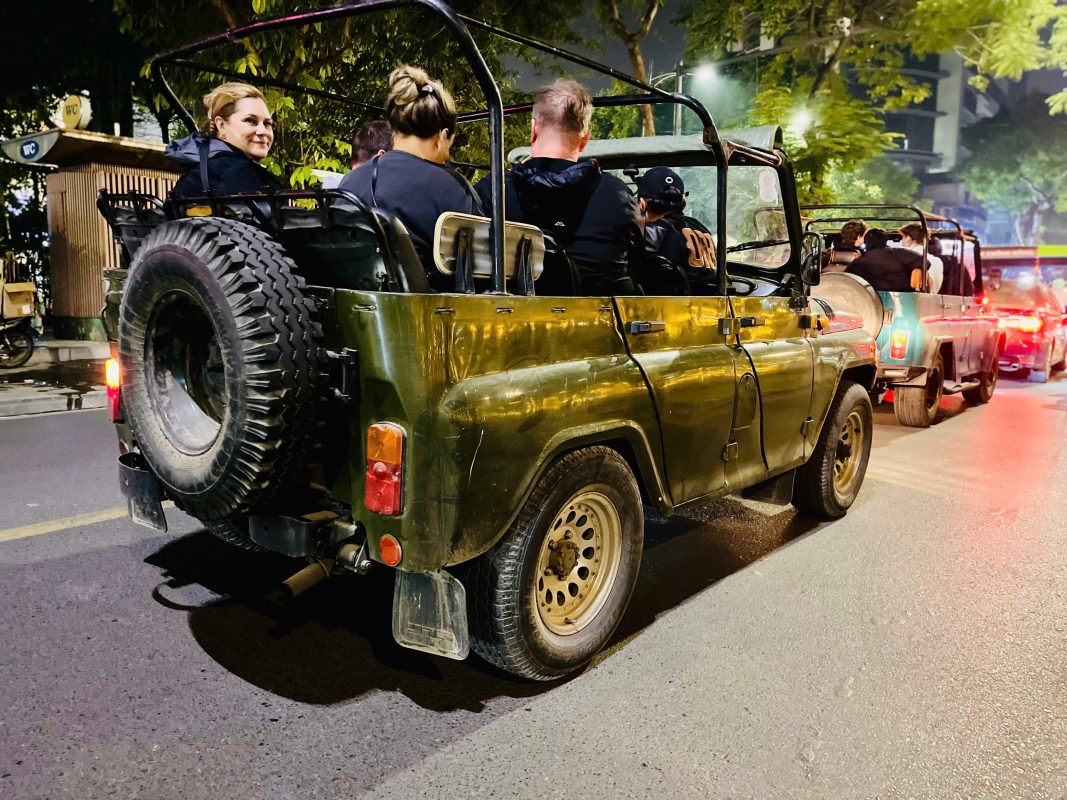 Motorbike City Tours – Hanoi Food and Sights Scooter Tours Led by Women  – Hanoi Vespa Tours – Motorbike Tours Hanoi – Hanoi Jeep Tours – Hanoi Bicycle Tours