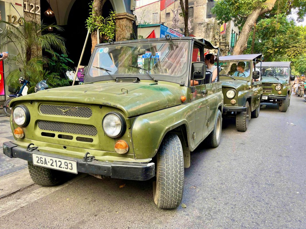 Motorbike City Tours – Hanoi Food and Sights Scooter Tours Led by Women  – Hanoi Vespa Tours – Motorbike Tours Hanoi – Hanoi Jeep Tours – Hanoi Bicycle Tours