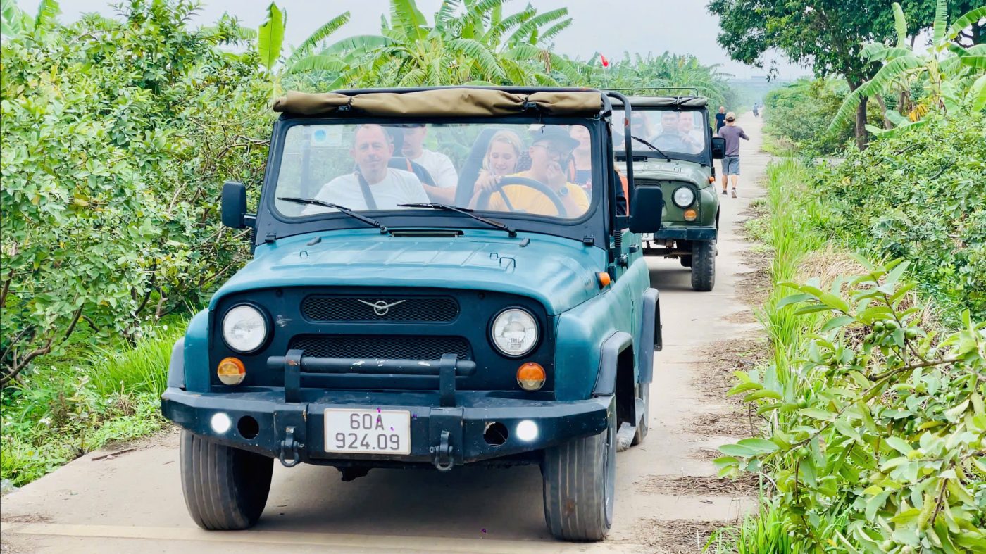 Motorbike City Tours – Hanoi Food and Sights Scooter Tours Led by Women  – Hanoi Vespa Tours – Motorbike Tours Hanoi – Hanoi Jeep Tours – Hanoi Bicycle Tours