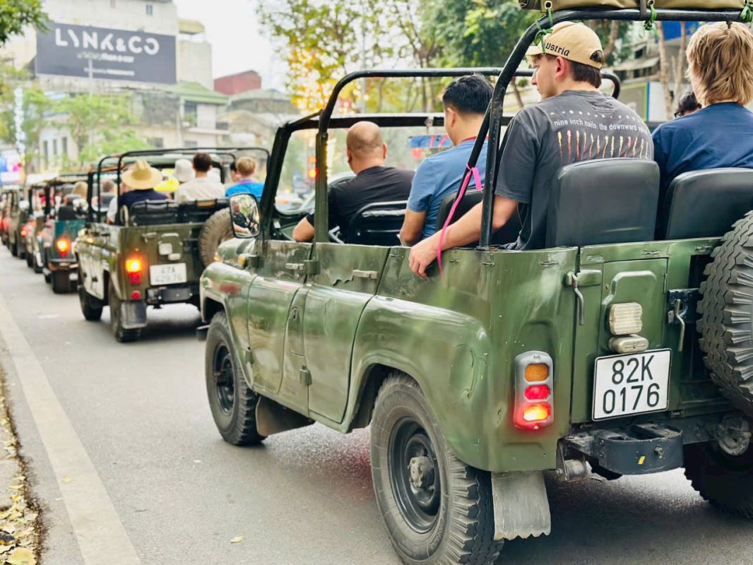 Motorbike City Tours – Hanoi Food and Sights Scooter Tours Led by Women  – Hanoi Vespa Tours – Motorbike Tours Hanoi – Hanoi Jeep Tours – Hanoi Bicycle Tours