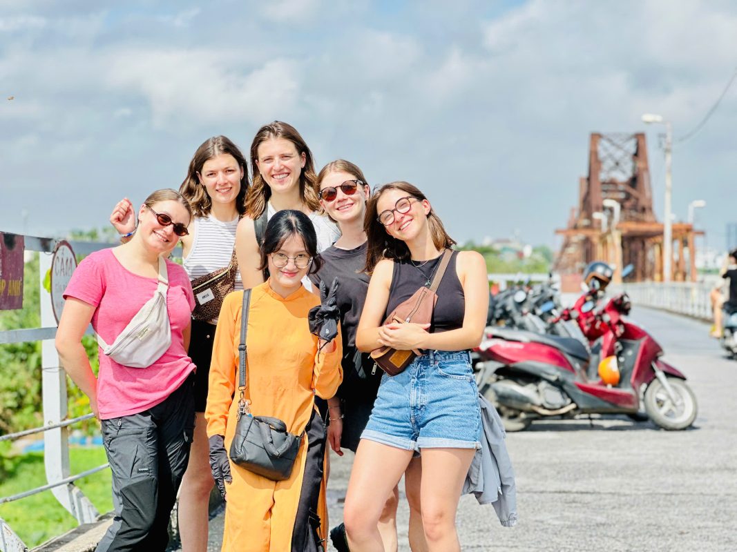 Motorbike City Tours – Hanoi Food and Sights Scooter Tours Led by Women  – Hanoi Vespa Tours – Motorbike Tours Hanoi – Hanoi Jeep Tours – Hanoi Bicycle Tours